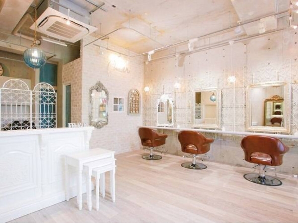 東京都の美容室居抜き500万円で売却成功！