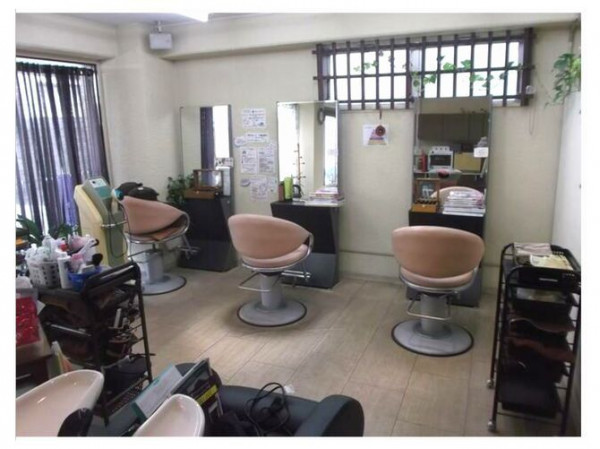 北国分駅徒歩13分 16坪 美容室居抜き 路面店 美容室 エステサロンの居抜き物件 テナント物件検索 サロン不動産ネット 理容室 床屋 賃貸 買取 エステ 居抜き店舗 売買 スパ 美容院 開業