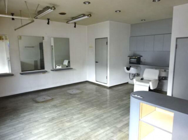 京急久里浜線 北久里浜 駅 横須賀市 北久里浜駅徒歩10分 10坪 美容室居抜き 1階路面 美容室 エステサロンの居抜き物件 テナント物件検索 サロン不動産ネット 理容室 床屋 賃貸 買取 エステ 居抜き店舗 売買 スパ 美容院 開業 京急久里浜線 北久里浜 駅 横須賀市 北久里浜駅徒歩10分 10坪 美容室居抜き 1階路面 美容室 エステサロンの居抜き物件 テナント物件検索 サロン不動産ネット 理容室 床屋 賃貸 買取 エステ 居抜き店舗 売買 スパ 美容院 開業